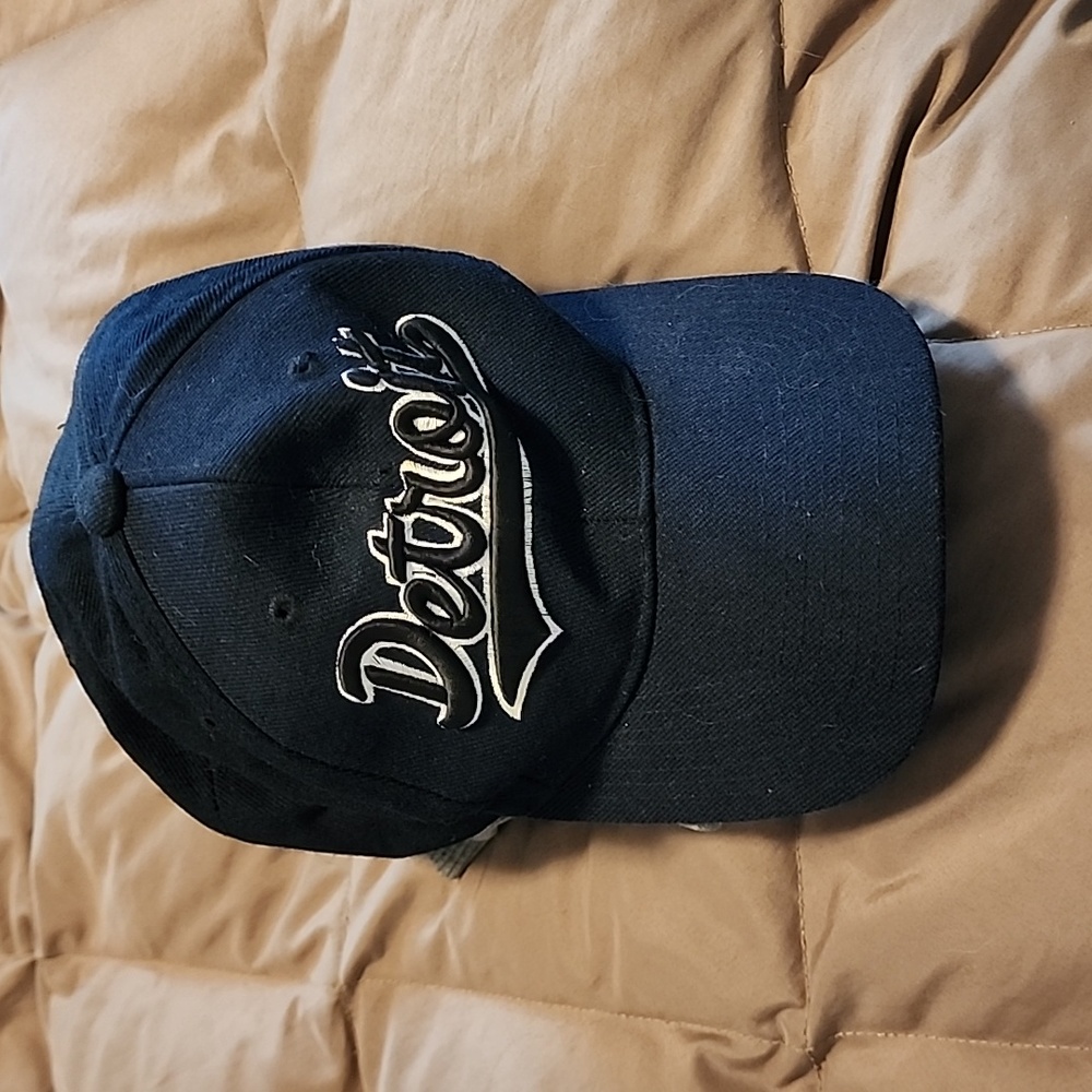 DETROIT Logo Baseball Hat